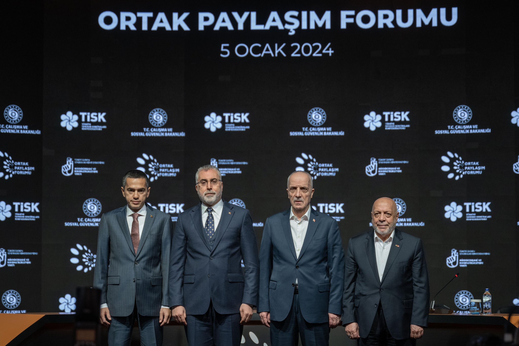 ORTAK PAYLAŞIM FORUMU GERÇEKLEŞTİRİLDİ – TÜRK-İŞ – Türkiye İşçi Sendikaları  Konfederasyonu