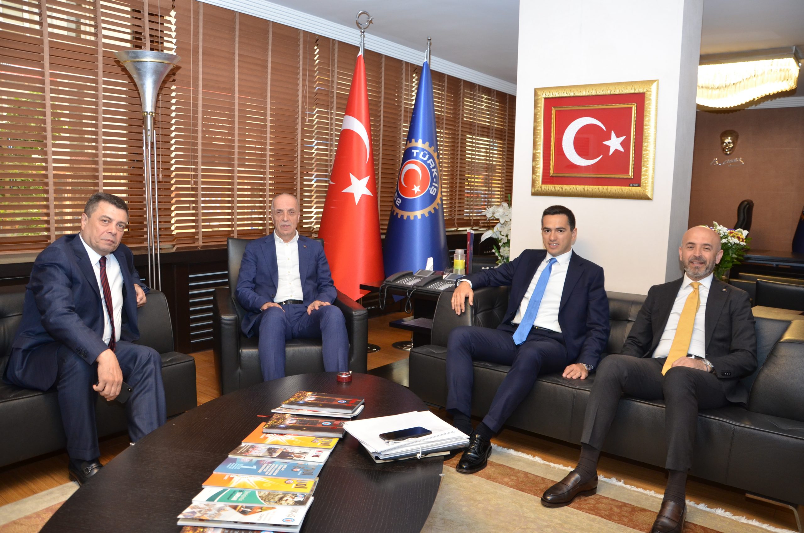 TİSK'TEN TÜRK-İŞ'E ZİYARET – TÜRK-İŞ – Türkiye İşçi Sendikaları  Konfederasyonu